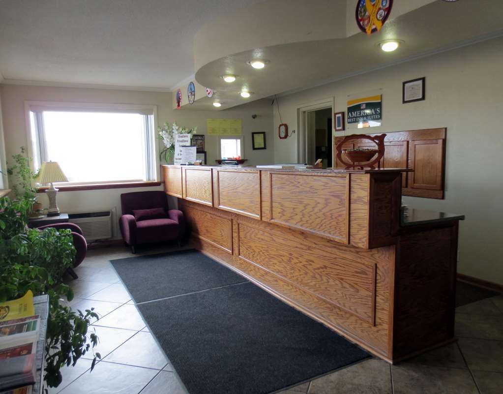 America'S Best Inn And Suites Емпория Интериор снимка